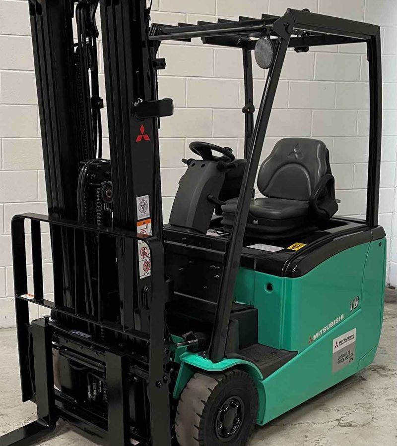 2015 1.6 Tonne 3WE Electric Forklift With Triplex featured