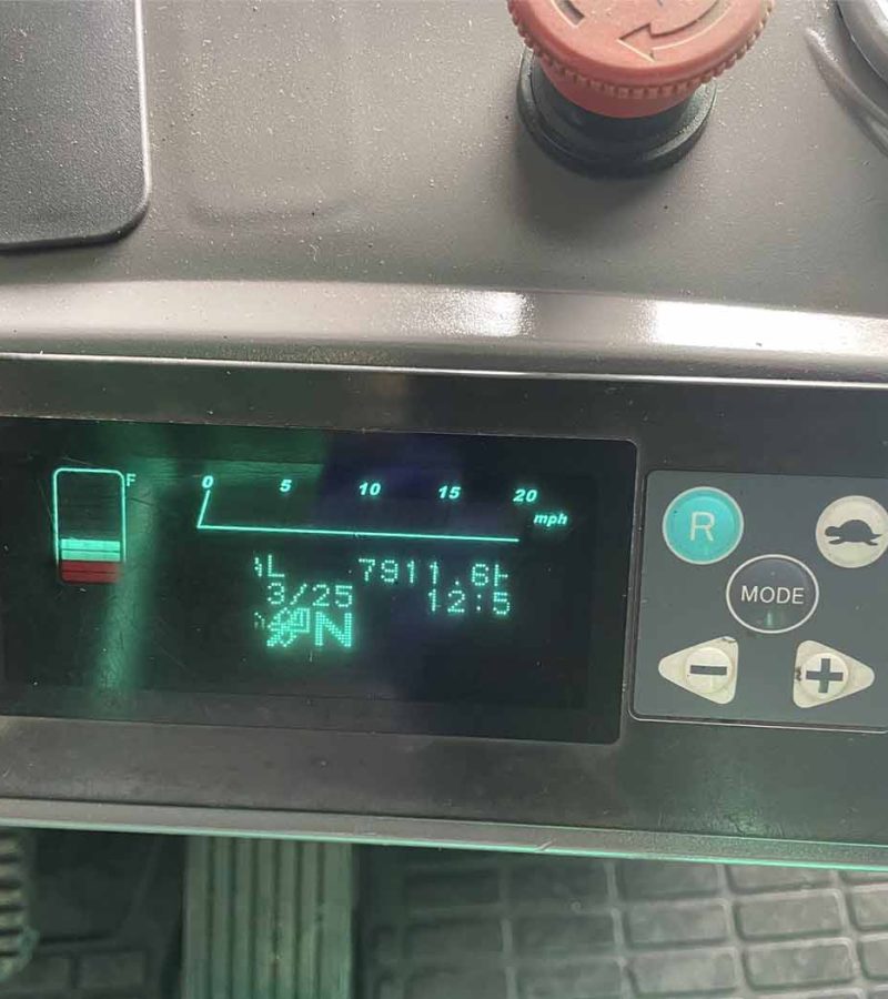 2015 1.6 Tonne Electric With Triplex gallery 1