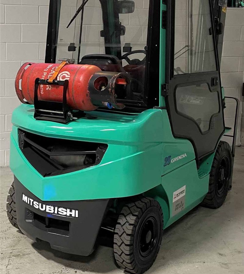 2019 2.5 Tonne Gas With Metal Cab & Heater gallery 2