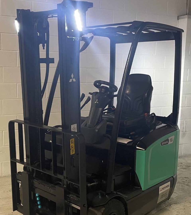 2022 1.6 Tonne Electric With Low Hours gallery 3